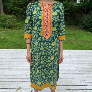 Ethnic Indian Dress/Kurta Embroidered Details